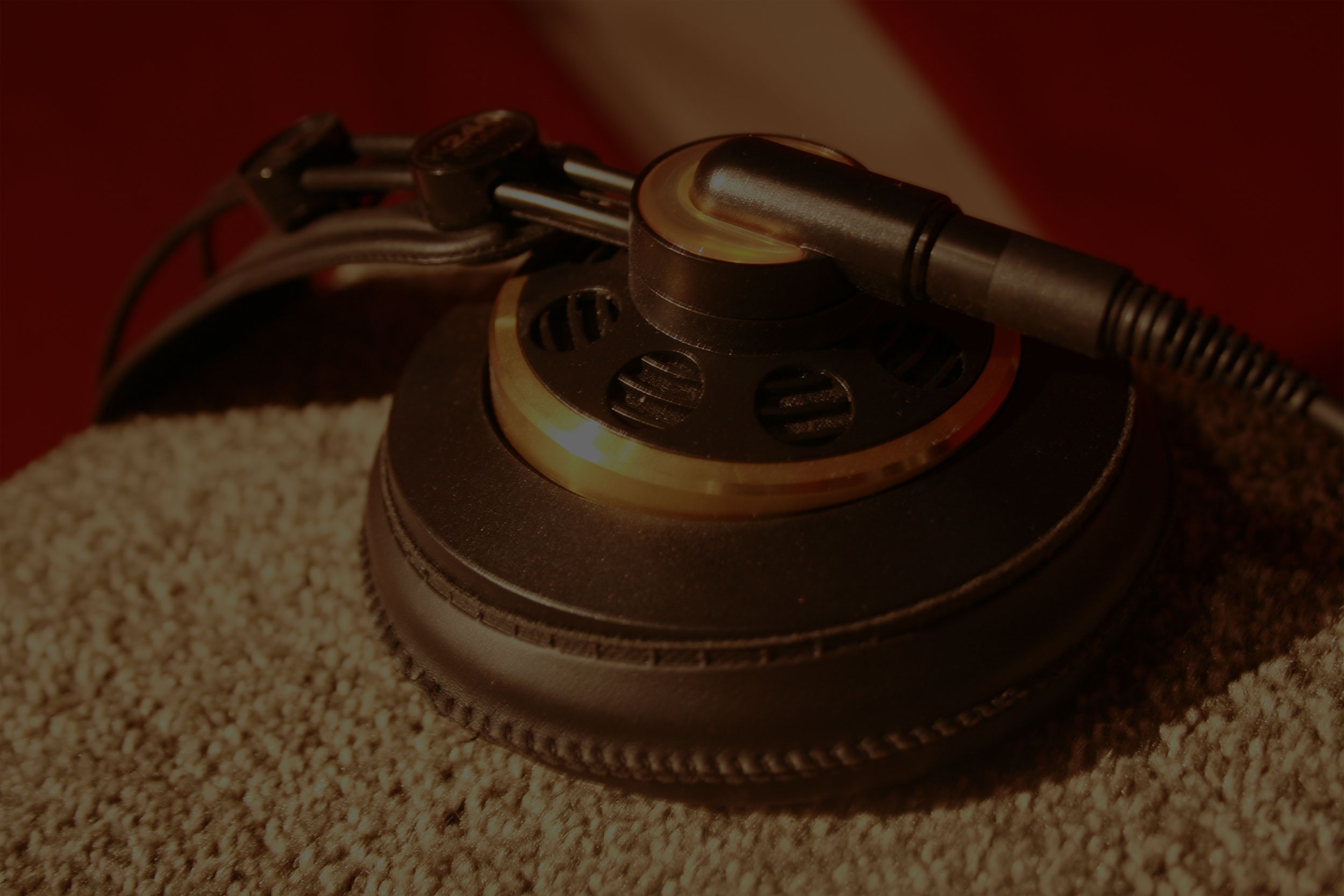 Background Images – Headphones
